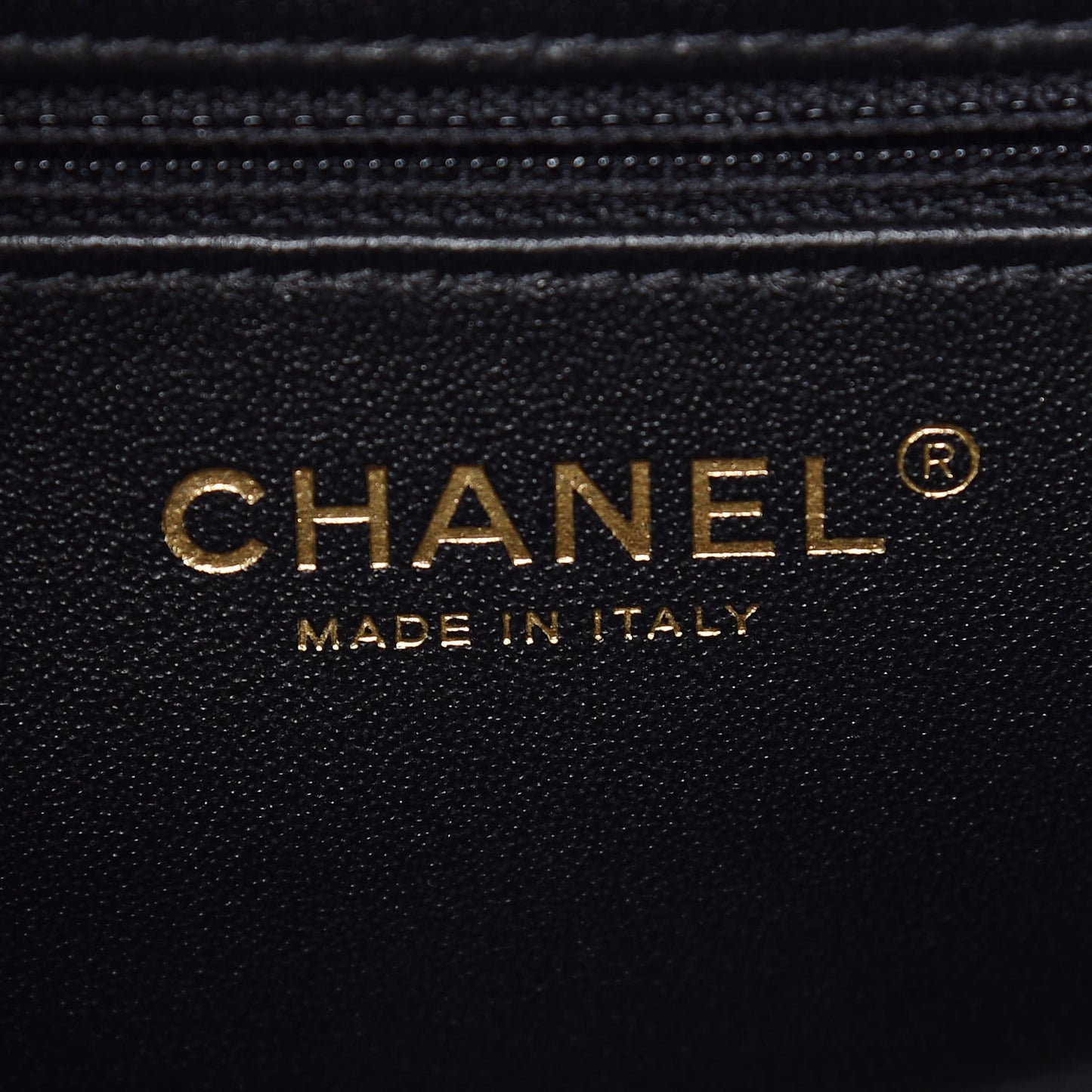 Caviar Quilted Medium Business Affinity Flap Black