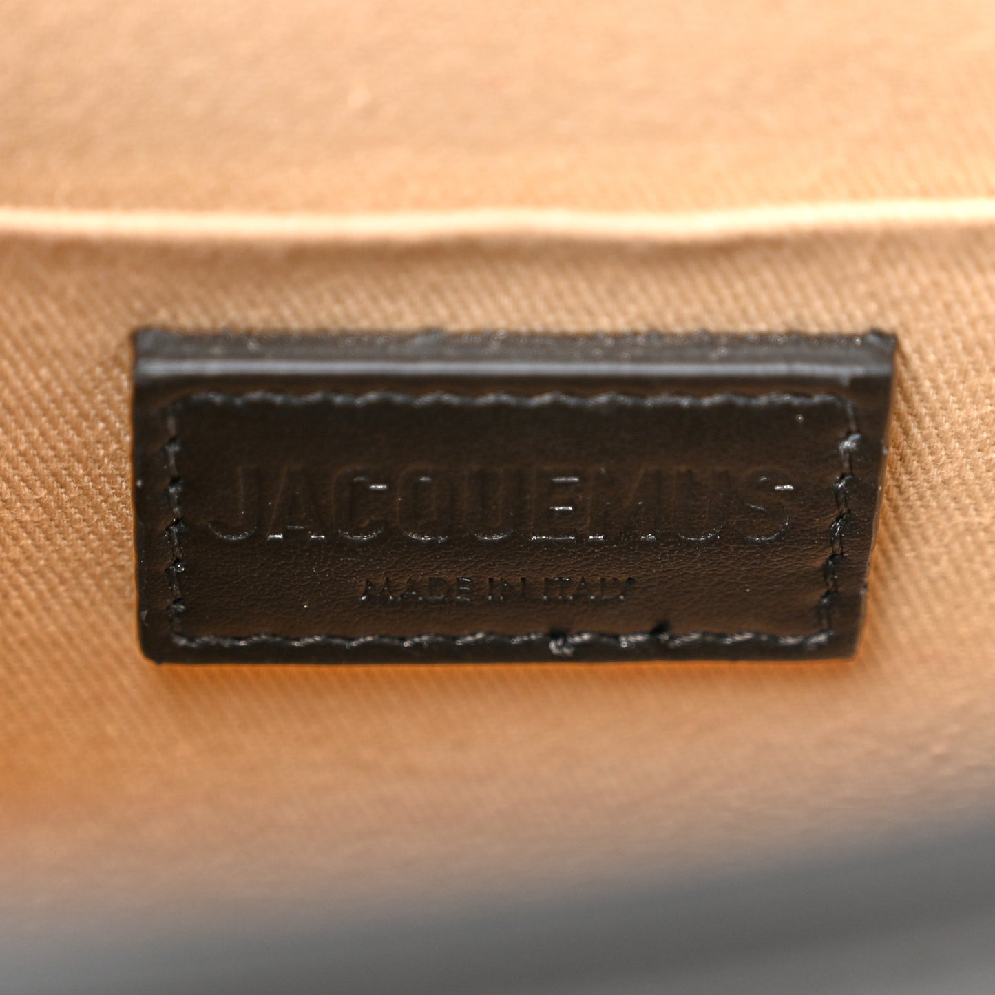 Smooth Calfskin Le Grand Chiquito Black