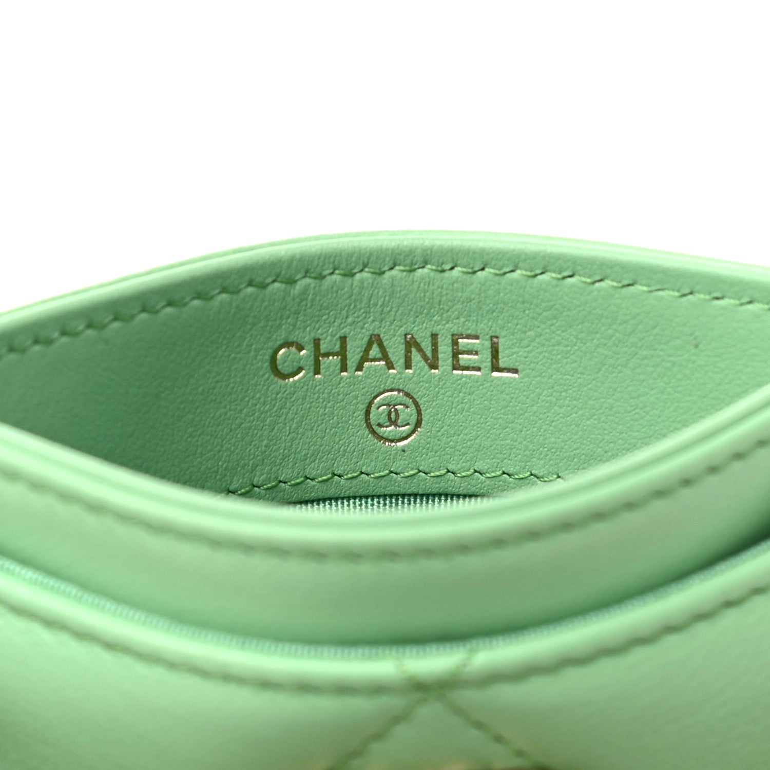 Chanel Shiny Goatskin Quilted Chanel 19 Card Holder Green 6 of 9