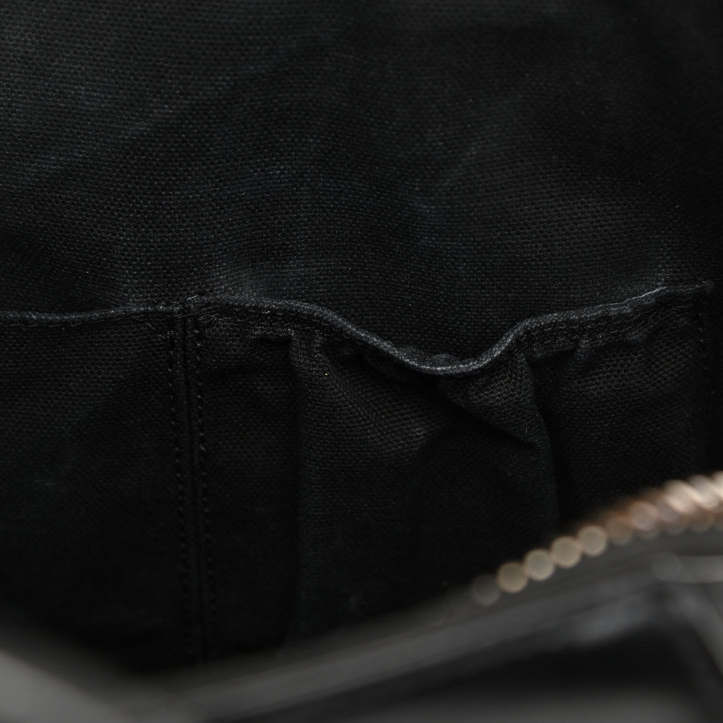 Shiny Lord Calfskin Medium Antigona Black