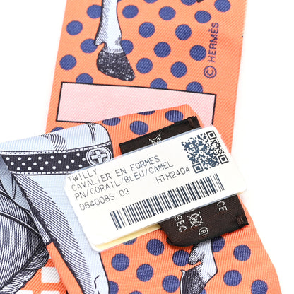 Hermes Silk Cavalier en Formes Twilly Corail Bleu Camel 3 of 3