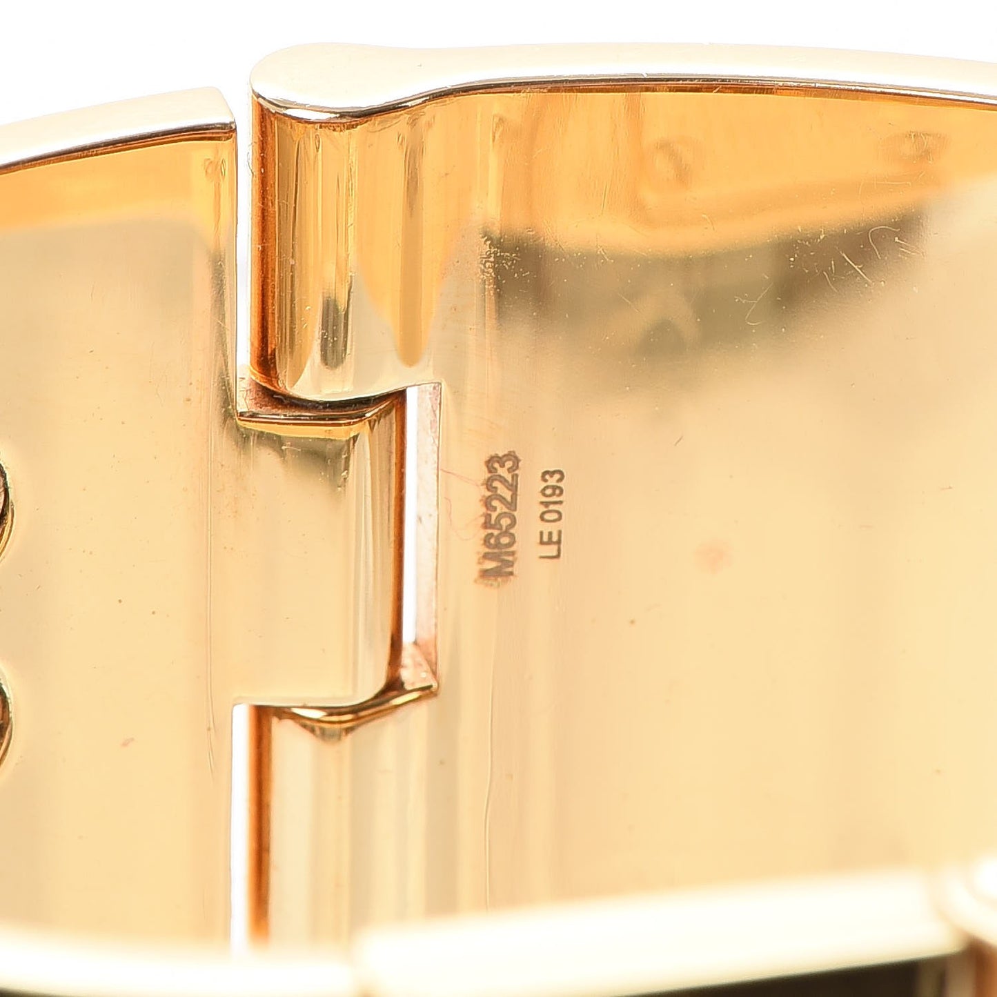 Lock Me Manchette Chain Cuff
