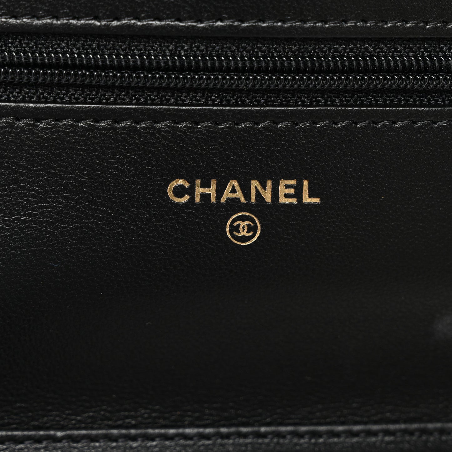 Lambskin Quilted Wallet On Chain WOC Black