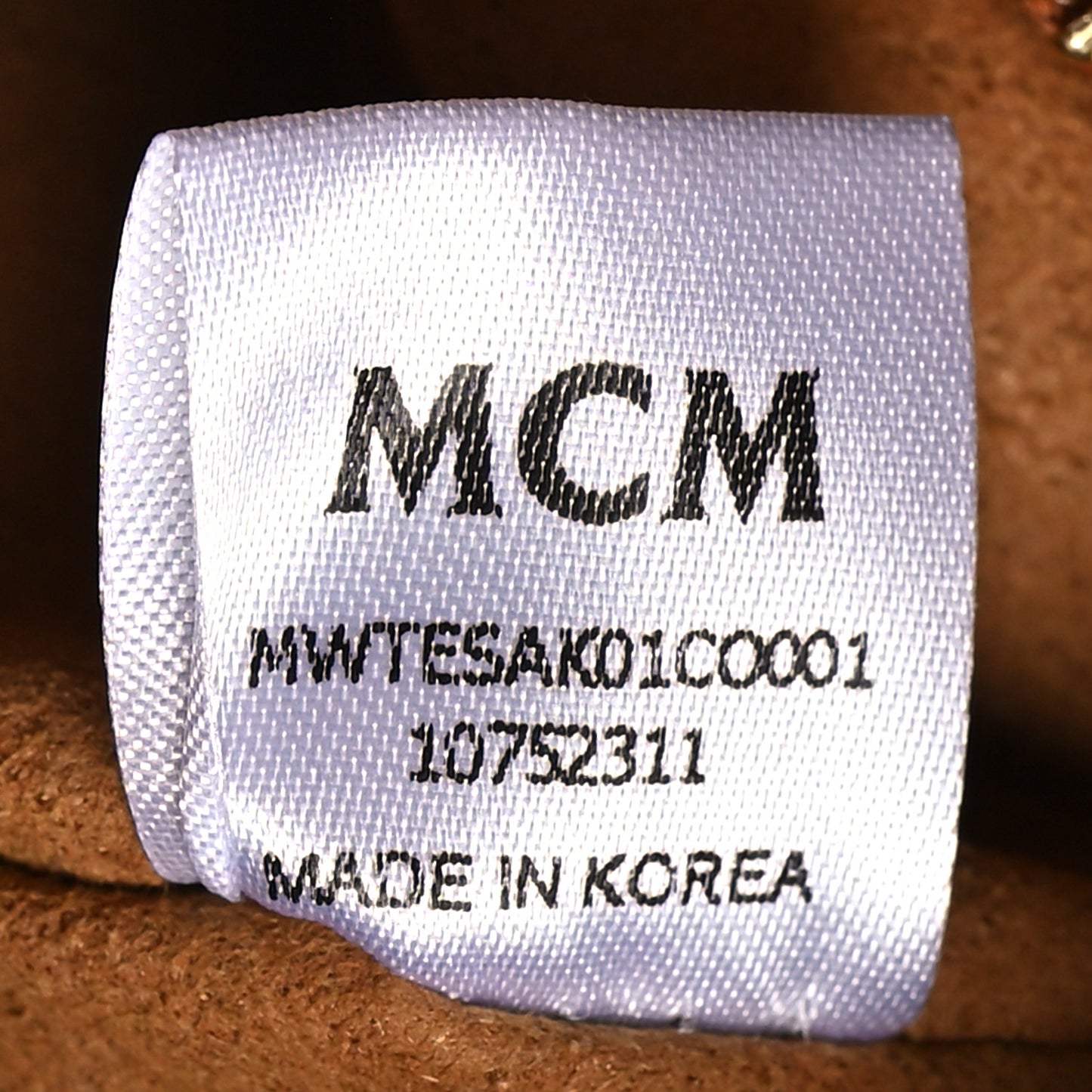 Visetos Calfskin Medium Diamond Tote Cognac