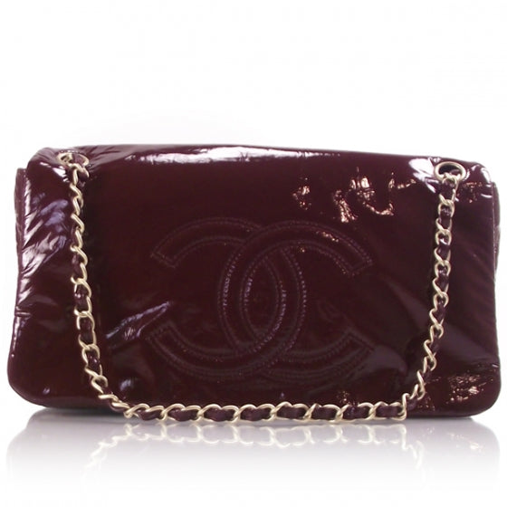 Vinyl Classic Flap Bag Bordeaux