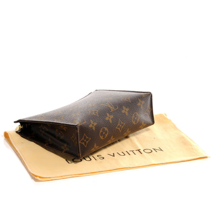 Louis Vuitton Monogram Toiletry Pouch 19 4 of 7