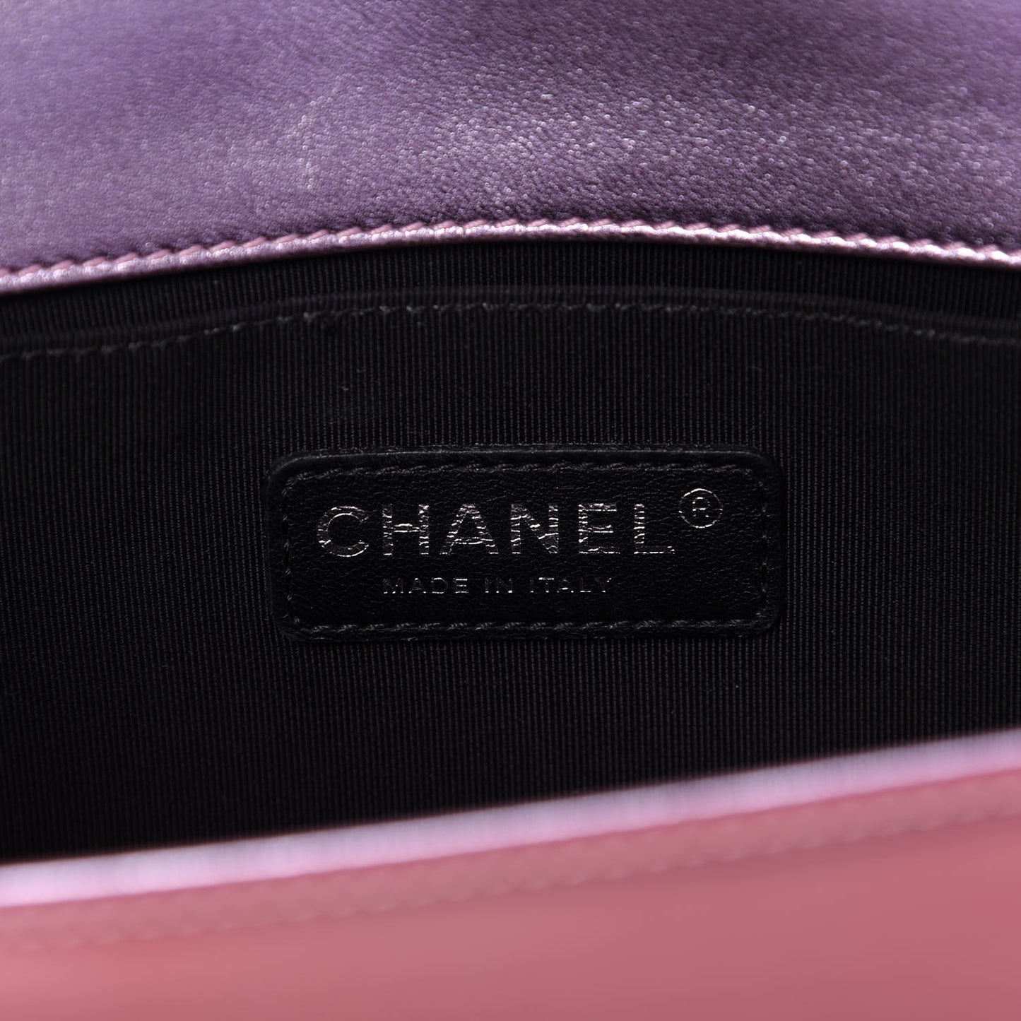 Metallic Patent Calfskin Quilted Medium Boy Flap Light Pink