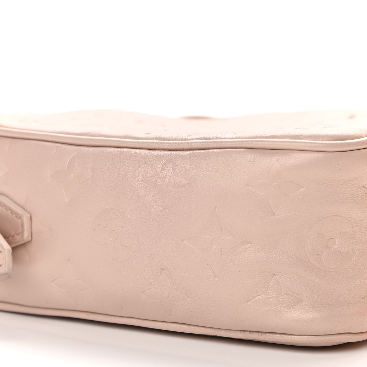 Lambskin Embossed Monogram Fall In Love Sac Coeur Light Pink