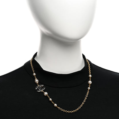 Chanel Pearl Bead Enamel CC Short Necklace Gold Black 2 of 6