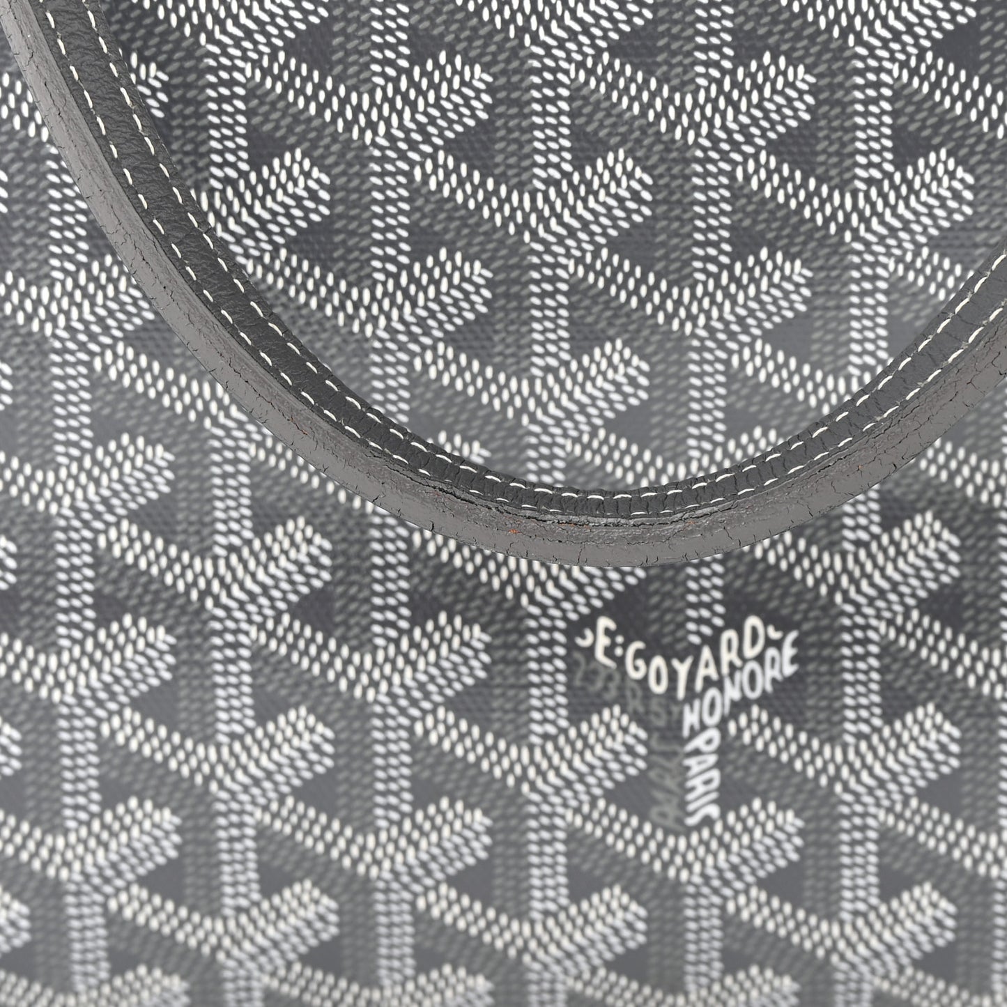 Goyardine Artois MM Grey