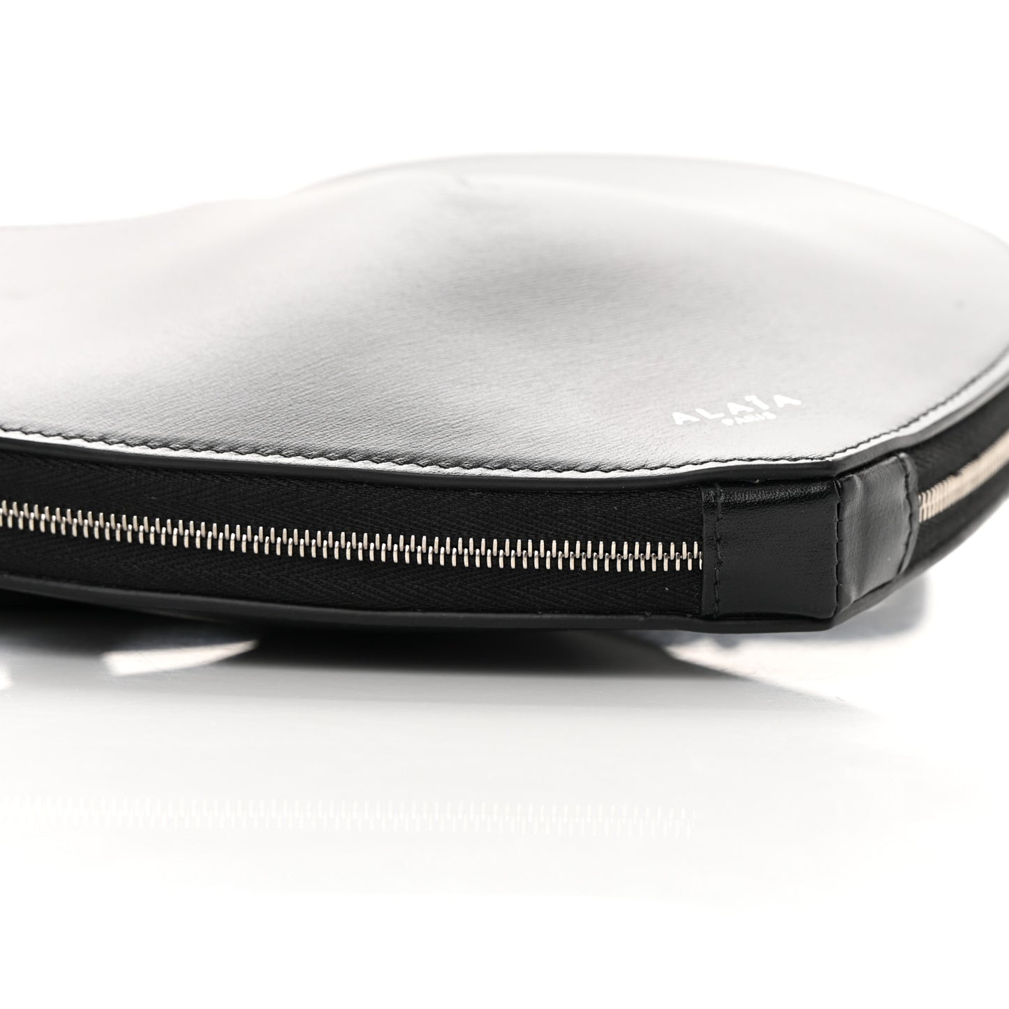 Calfskin Le Coeur Bag Black