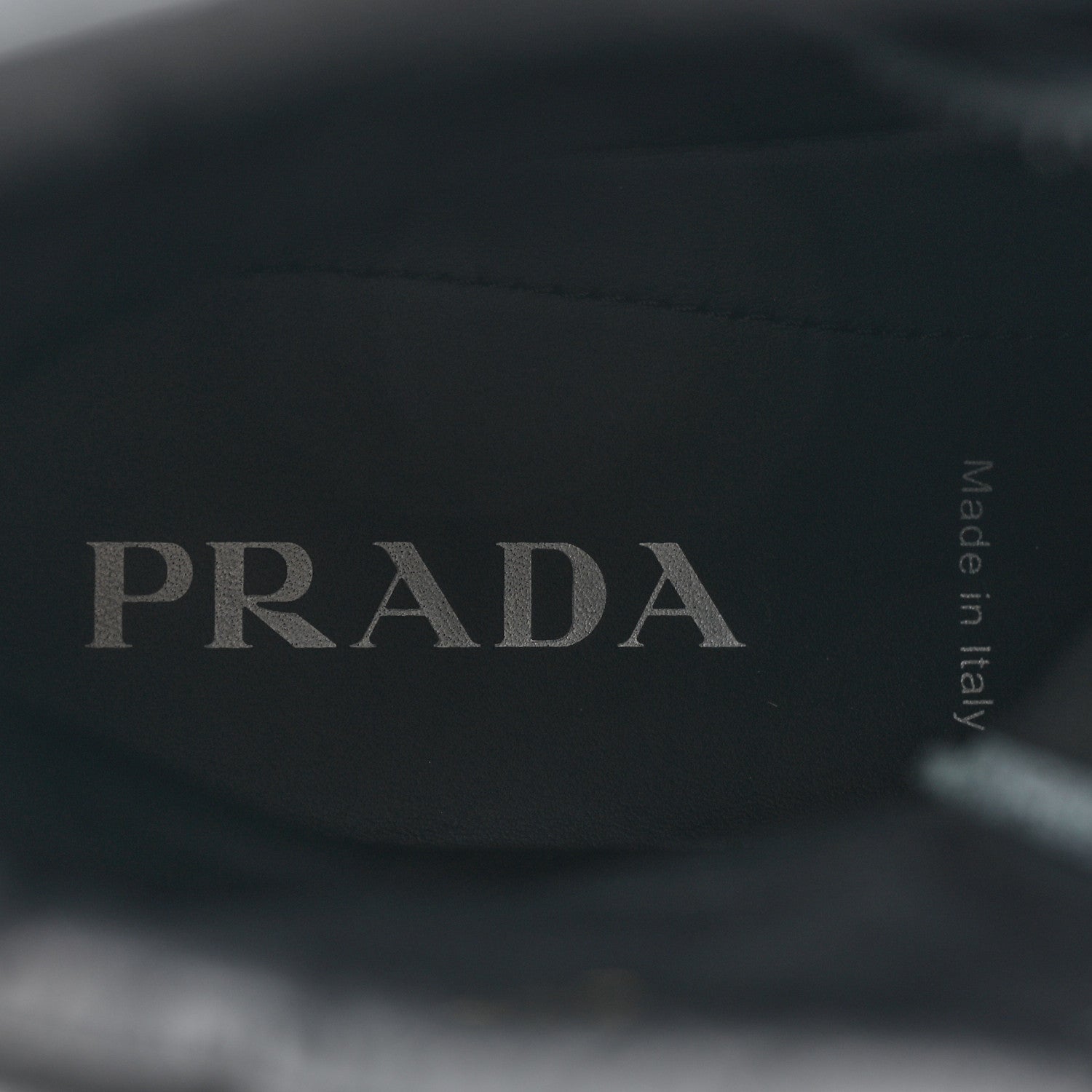 Prada Spazzolato Rois Re-Nylon Metal Triangle Logo Mens 40mm Combat Boots 9.5 Black 7 of 13