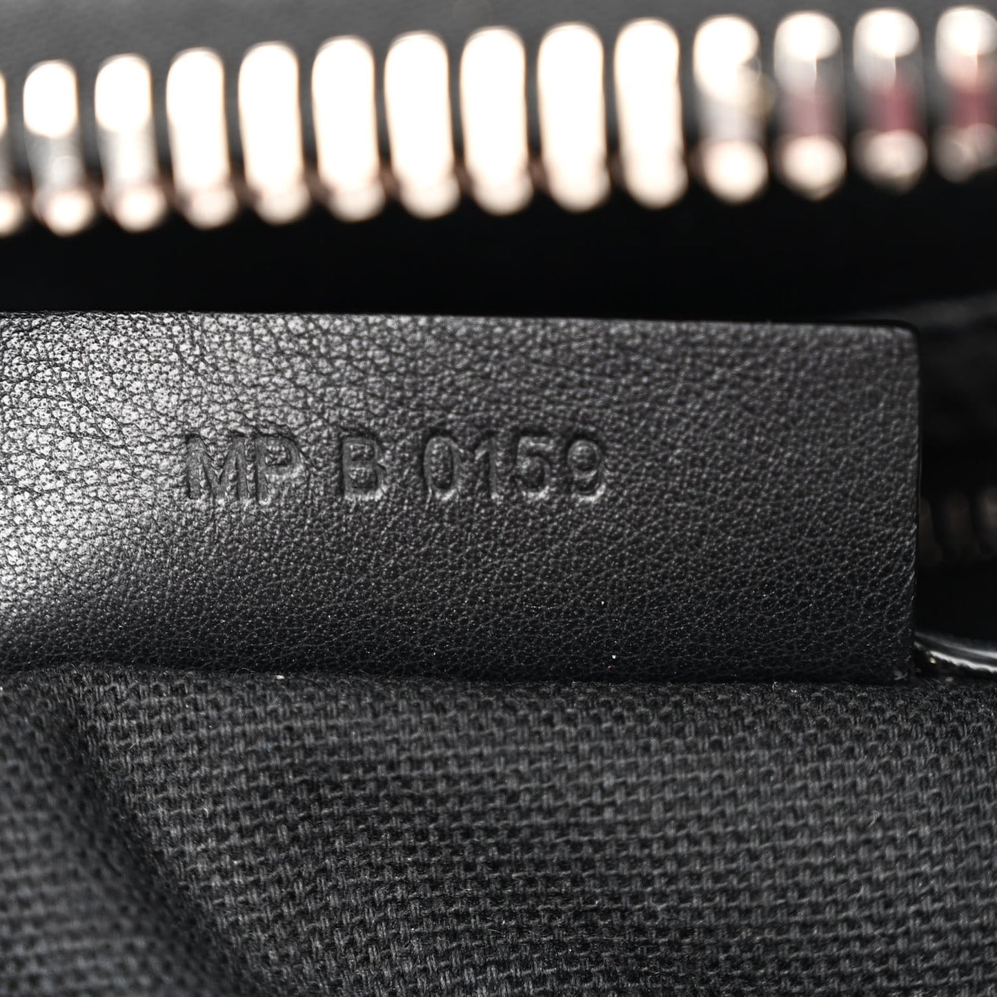 Calfskin Signature Logo Small Antigona Black