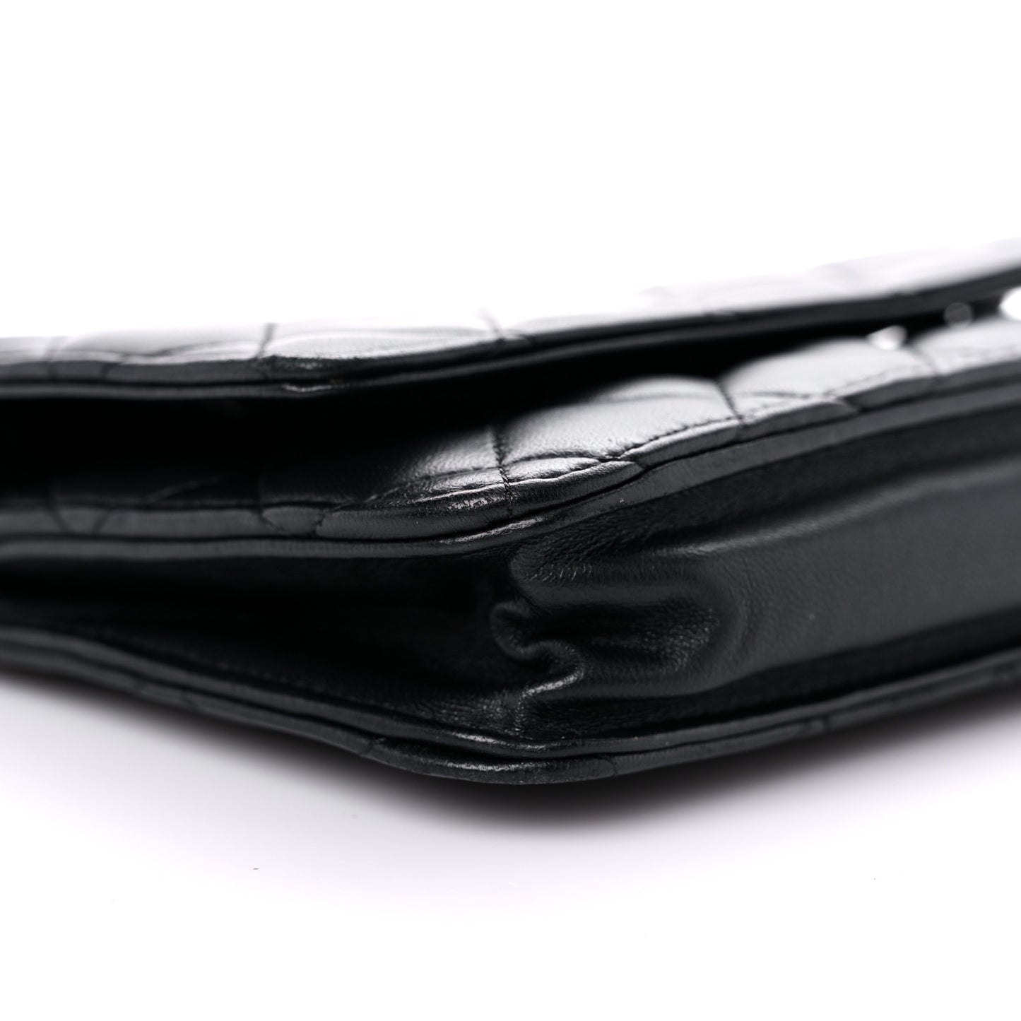 Lambskin Quilted Wallet On Chain WOC Black