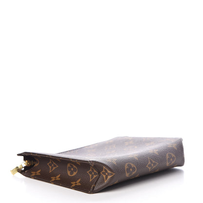 Louis Vuitton Monogram Toiletry Pouch 19 4 of 15