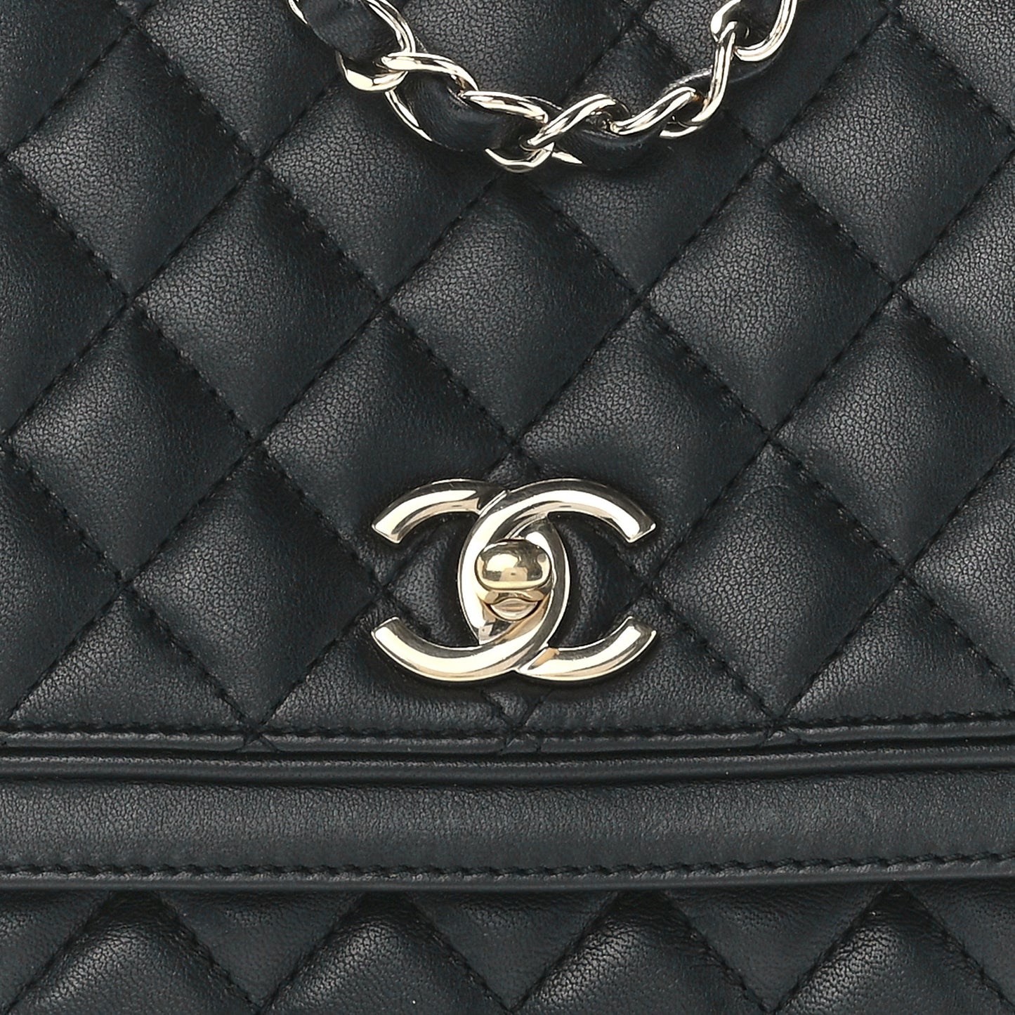 Lambskin Quilted Medium Lovely Day Flap Black