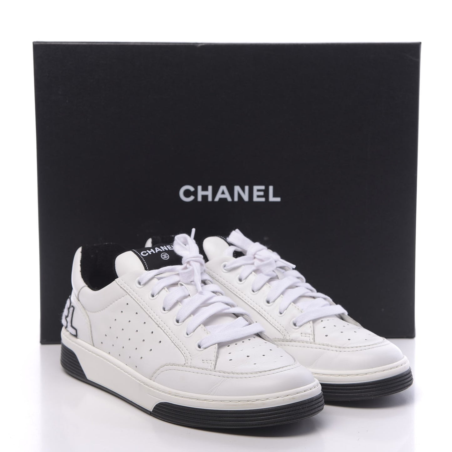Calfskin Mens Logo Sneakers 43 Black White