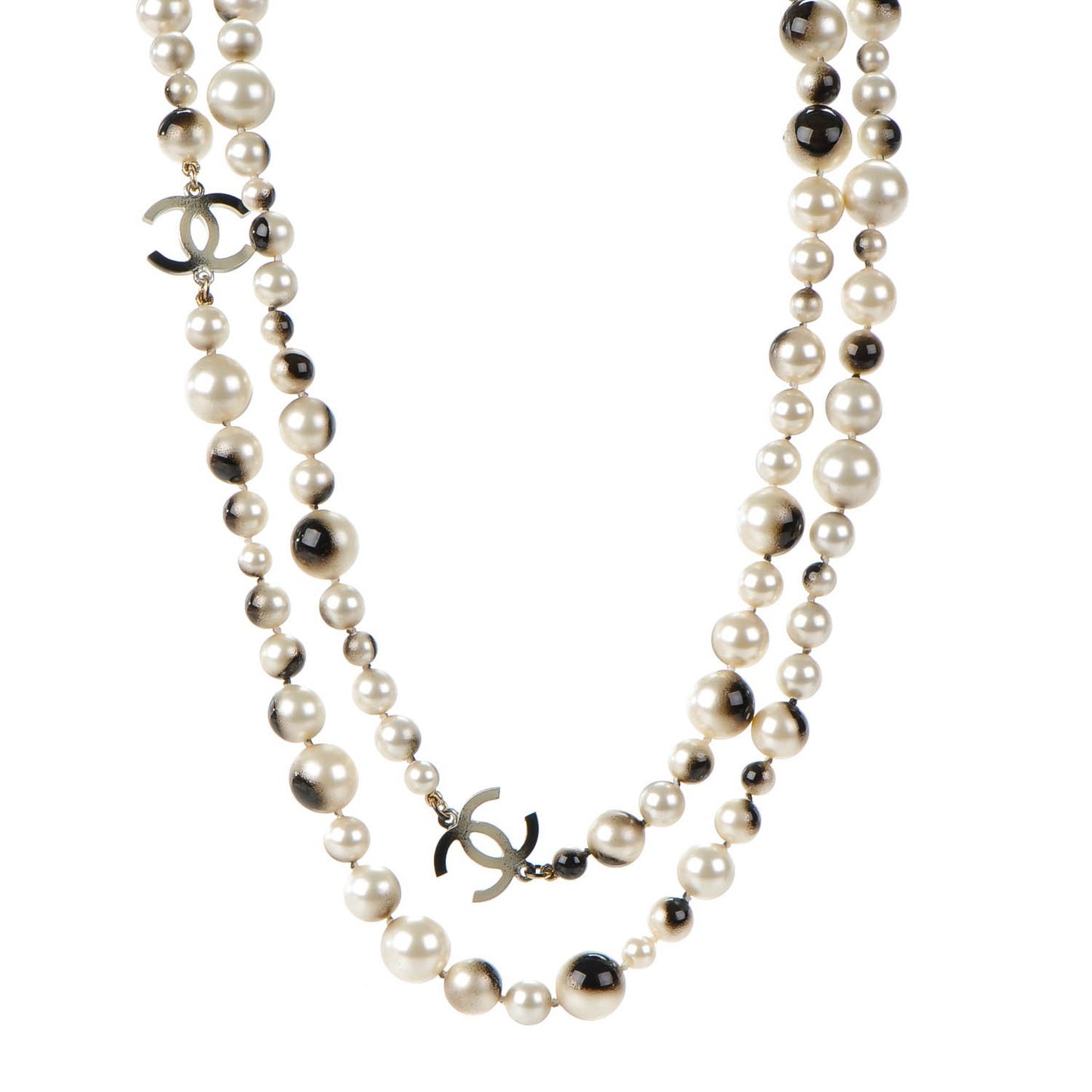 Graduated Pearl CC Long Necklace Silver Black