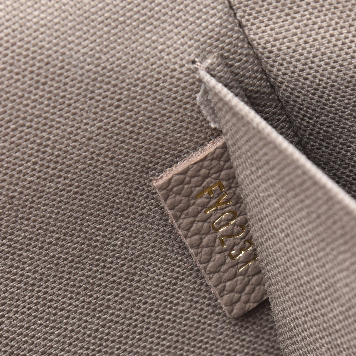 Louis Vuitton Empreinte Monogram Giant Felicie Pochette Tourterelle Creme 7 of 13