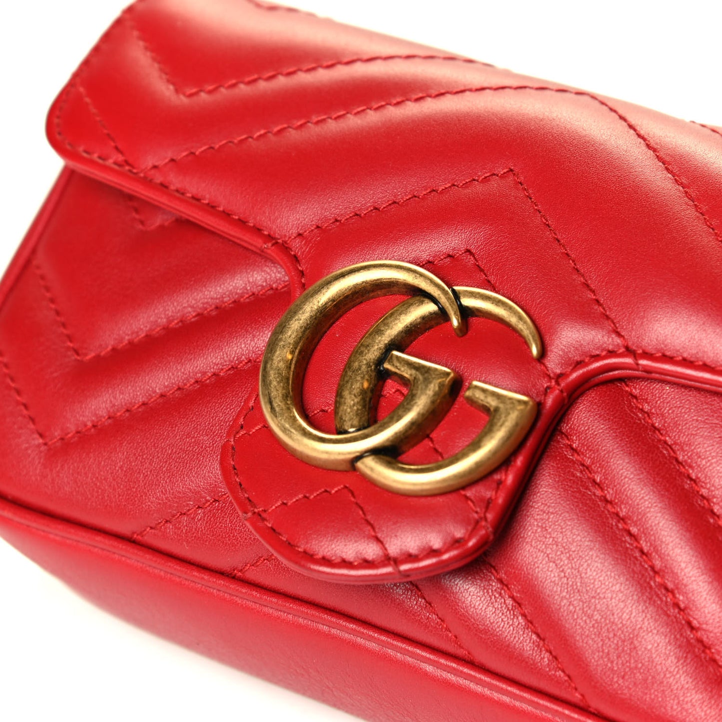 Calfskin Matelasse Super Mini GG Marmont Shoulder Bag Hibiscus Red