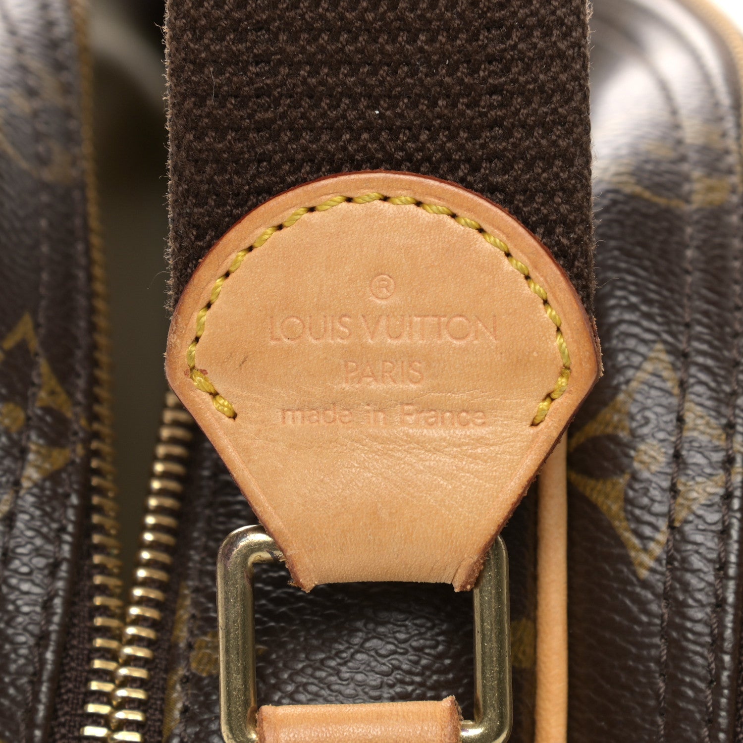 Louis Vuitton Monogram Reporter PM 7 of 13