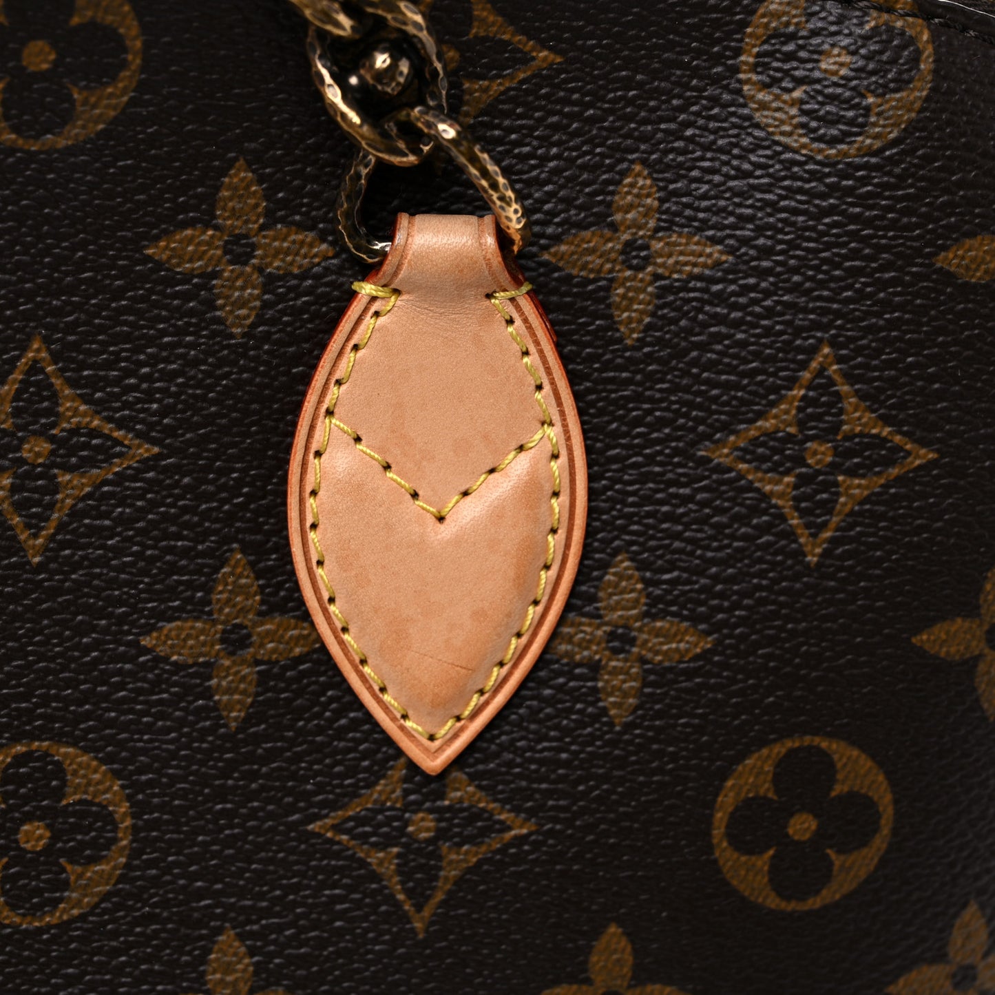 Monogram Lockit Chain MM