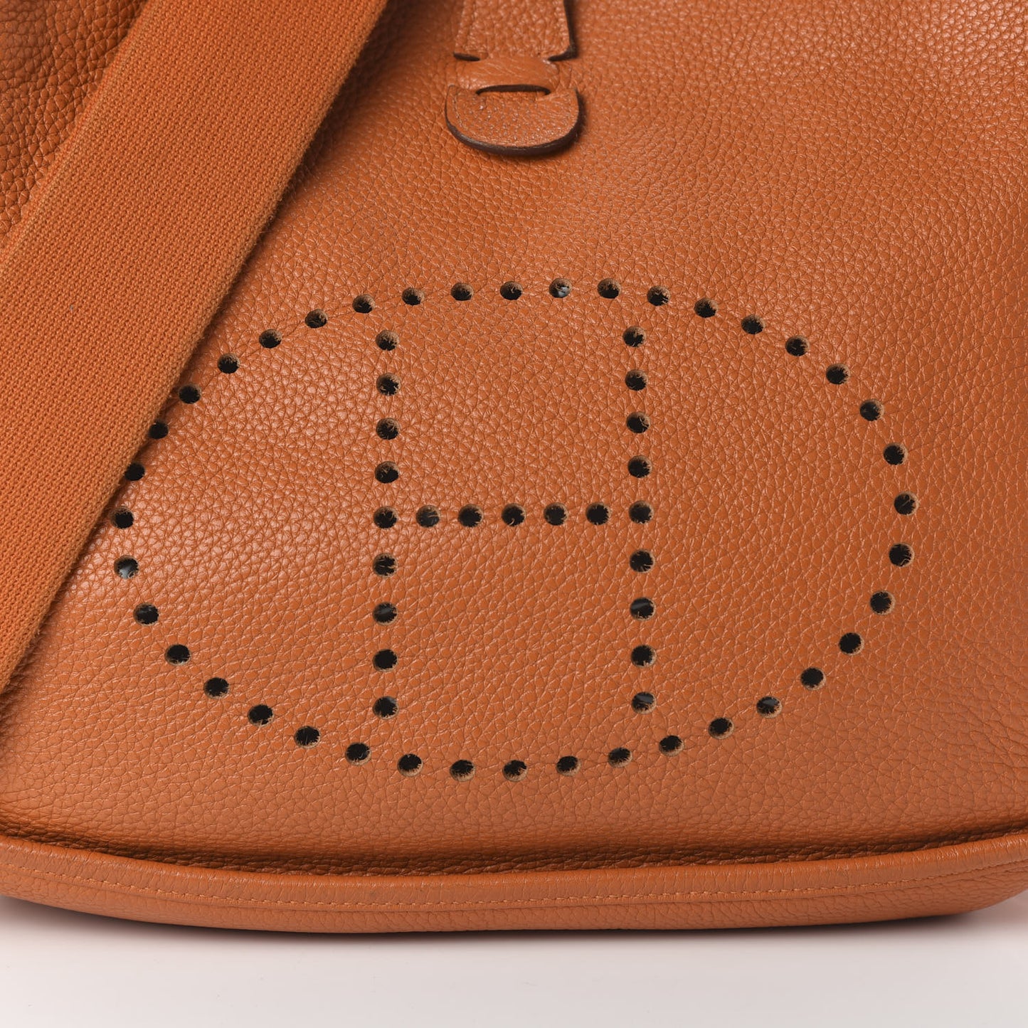 Taurillon Clemence Evelyne III GM Orange