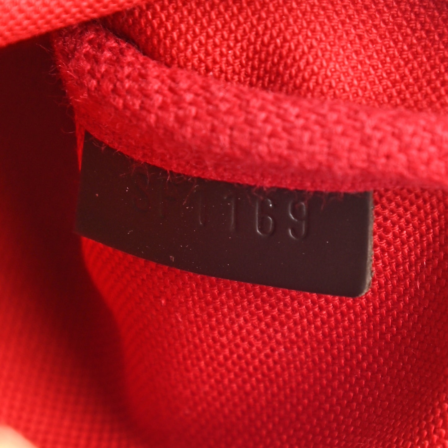 Damier Ebene Mini Pochette Accessories