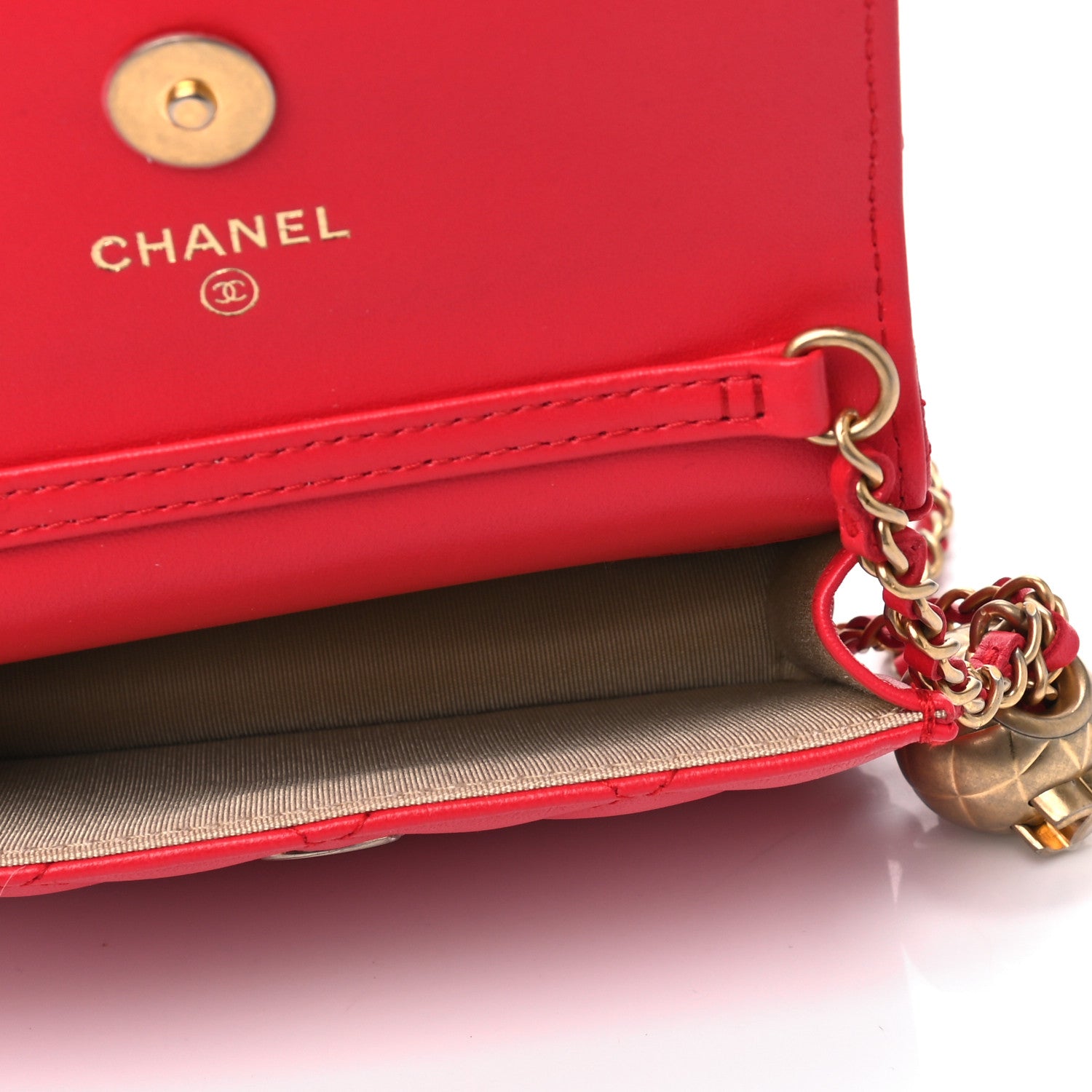 Chanel Lambskin Quilted Pearl Crush Clutch With Chain Red 4 of 4