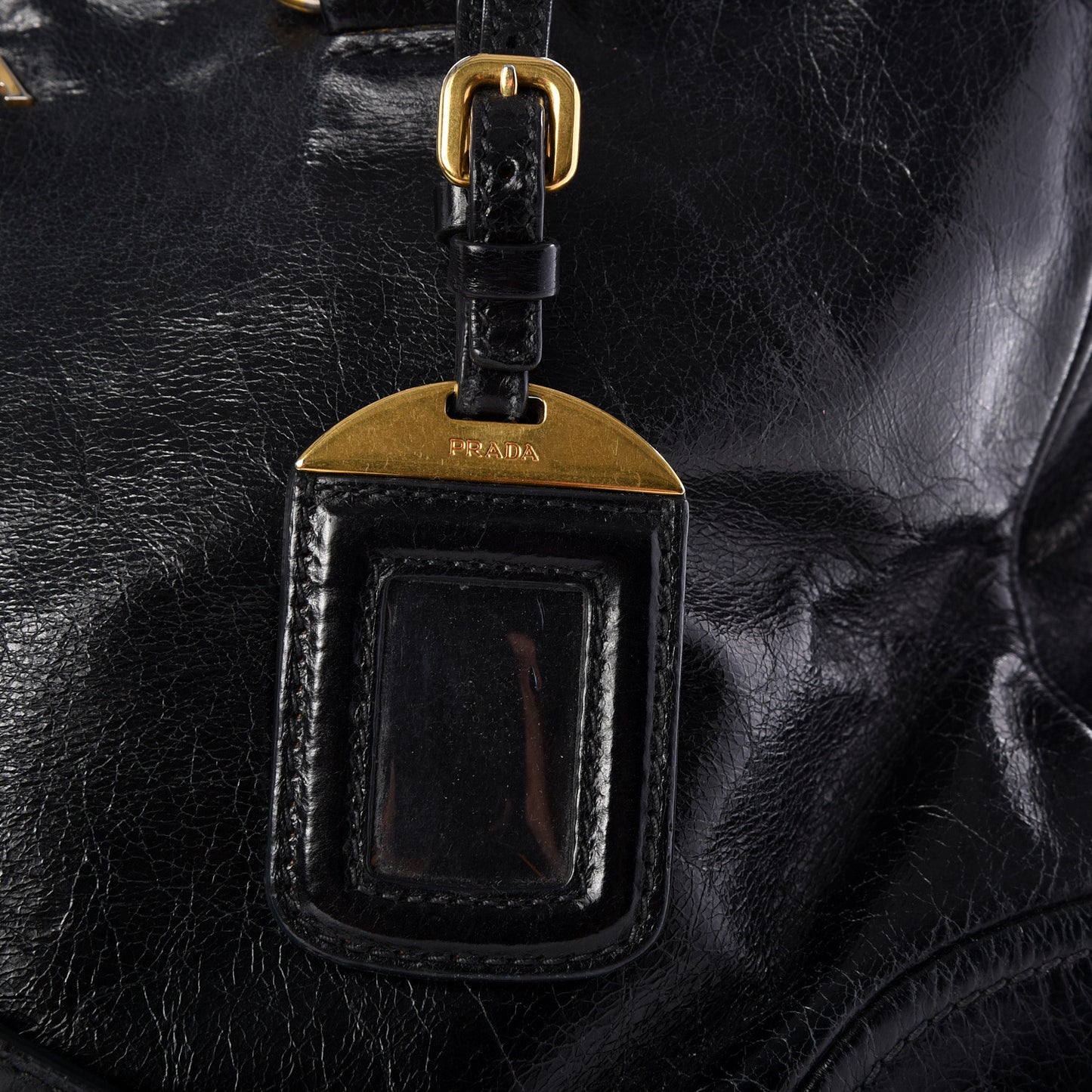 Vitello Shine Tote Black