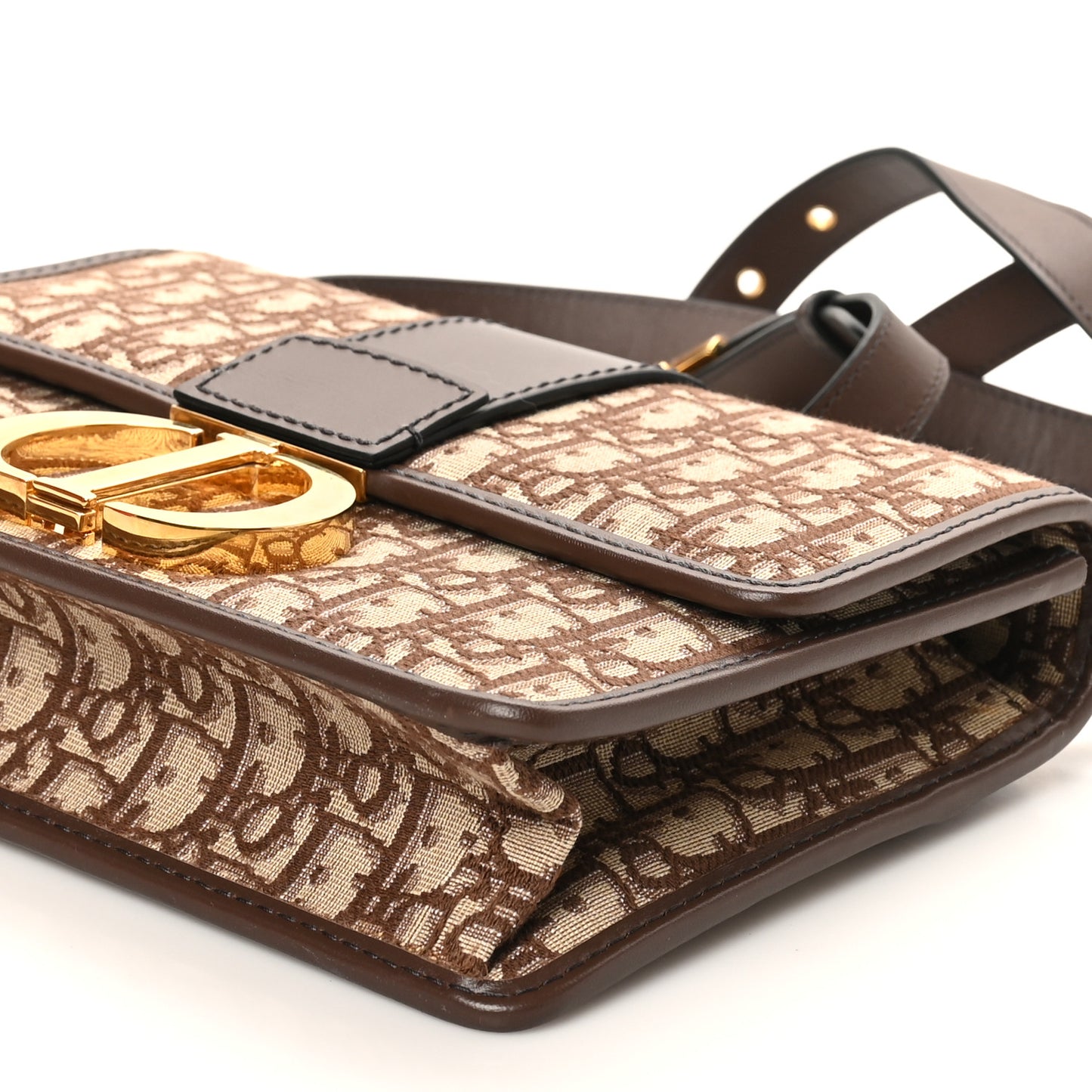 Oblique 30 Montaigne Flap Bag Brown