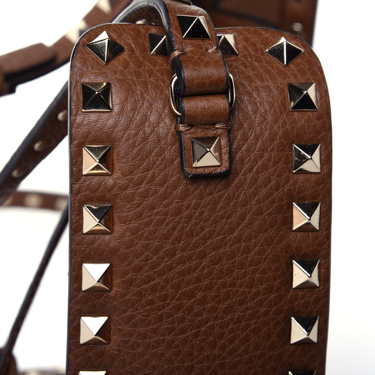 Grained Calfskin Rockstud Bucket Bag Deep Cuir