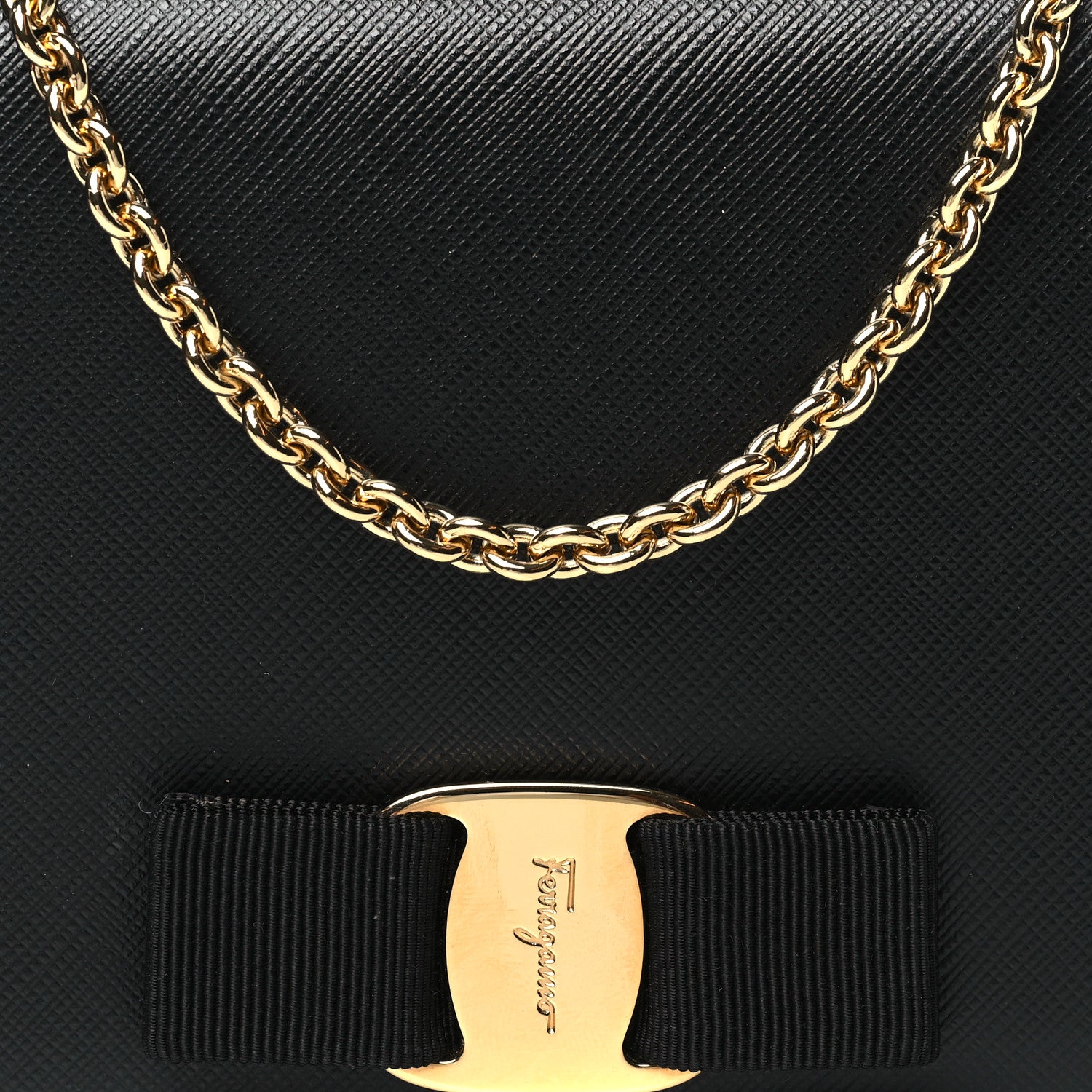 Salvatore Ferragamo Hammered Calfskin Vara Wallet On Chain Black 7 of 10