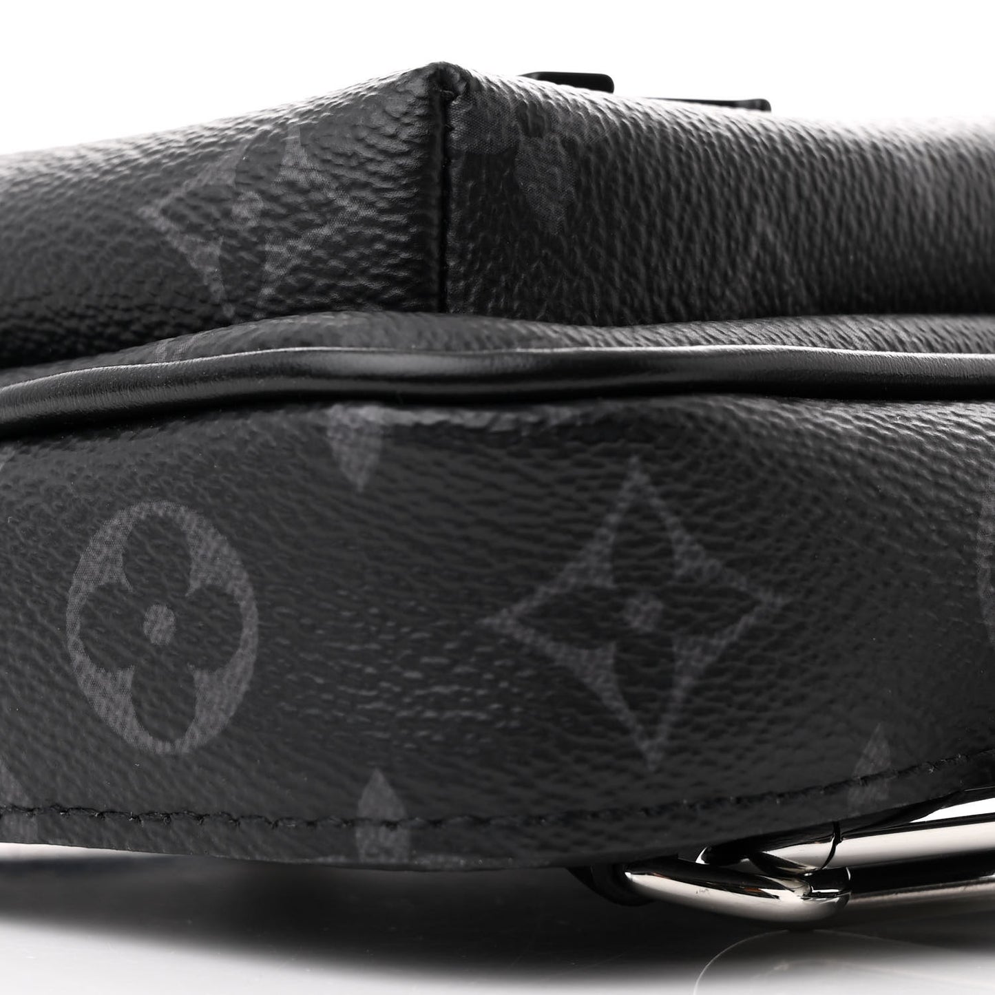 Monogram Eclipse Avenue Slingbag PM