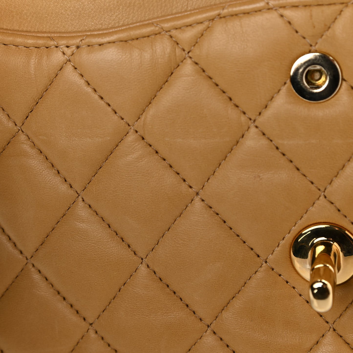Lambskin Quilted Medium Double Flap Beige