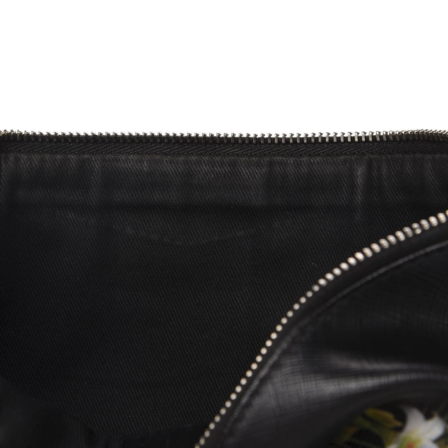 Textured Coated Canvas Medium Antigona Shark Jaw Cosmetic Pouch Black