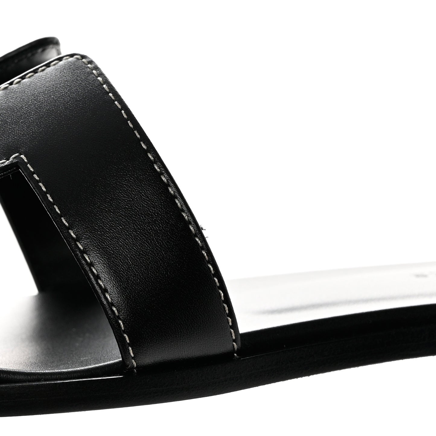 Box Calfskin Oran Sandals 38 Black