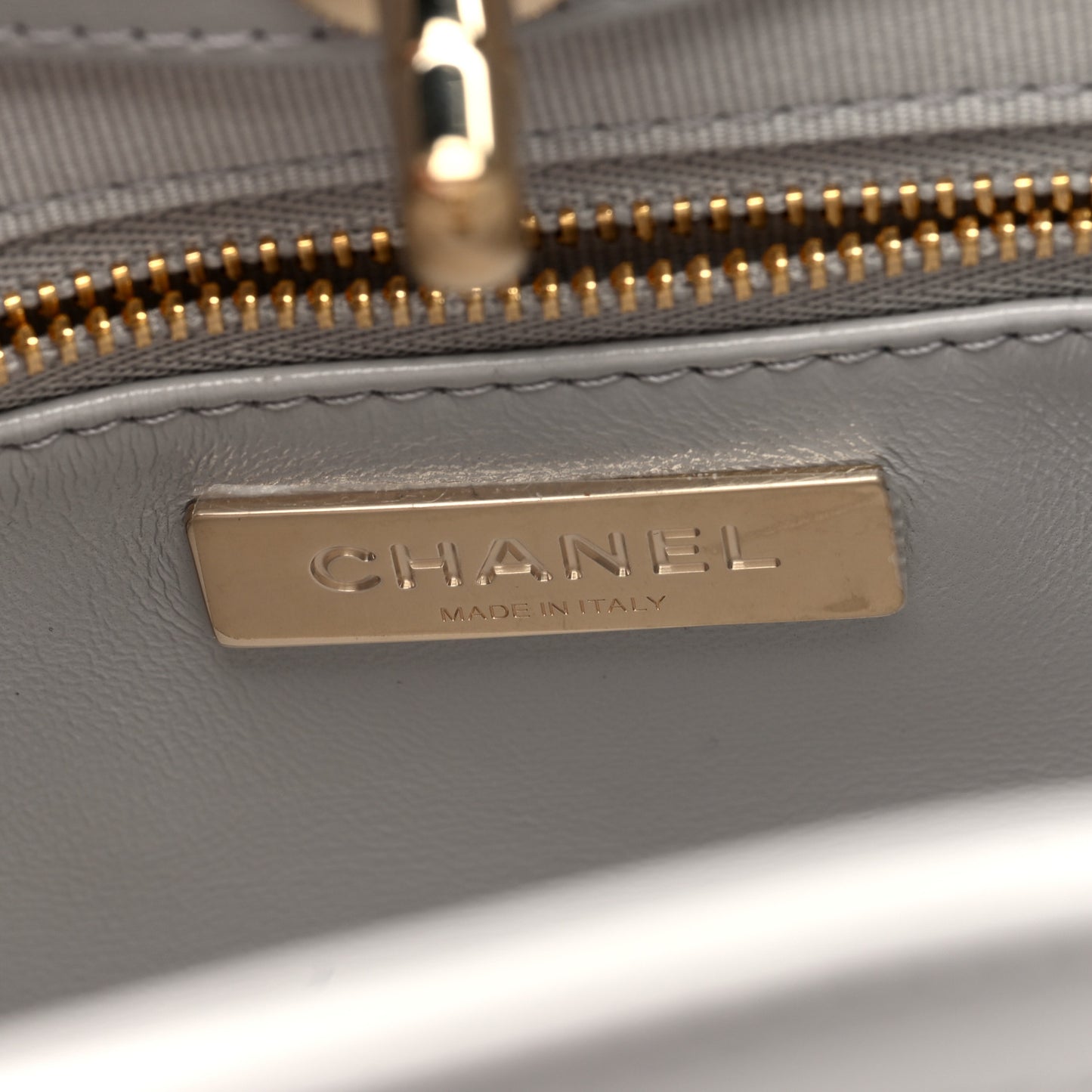 Shiny Crumpled Lambskin Quilted Mini 31 Shopping Bag Grey