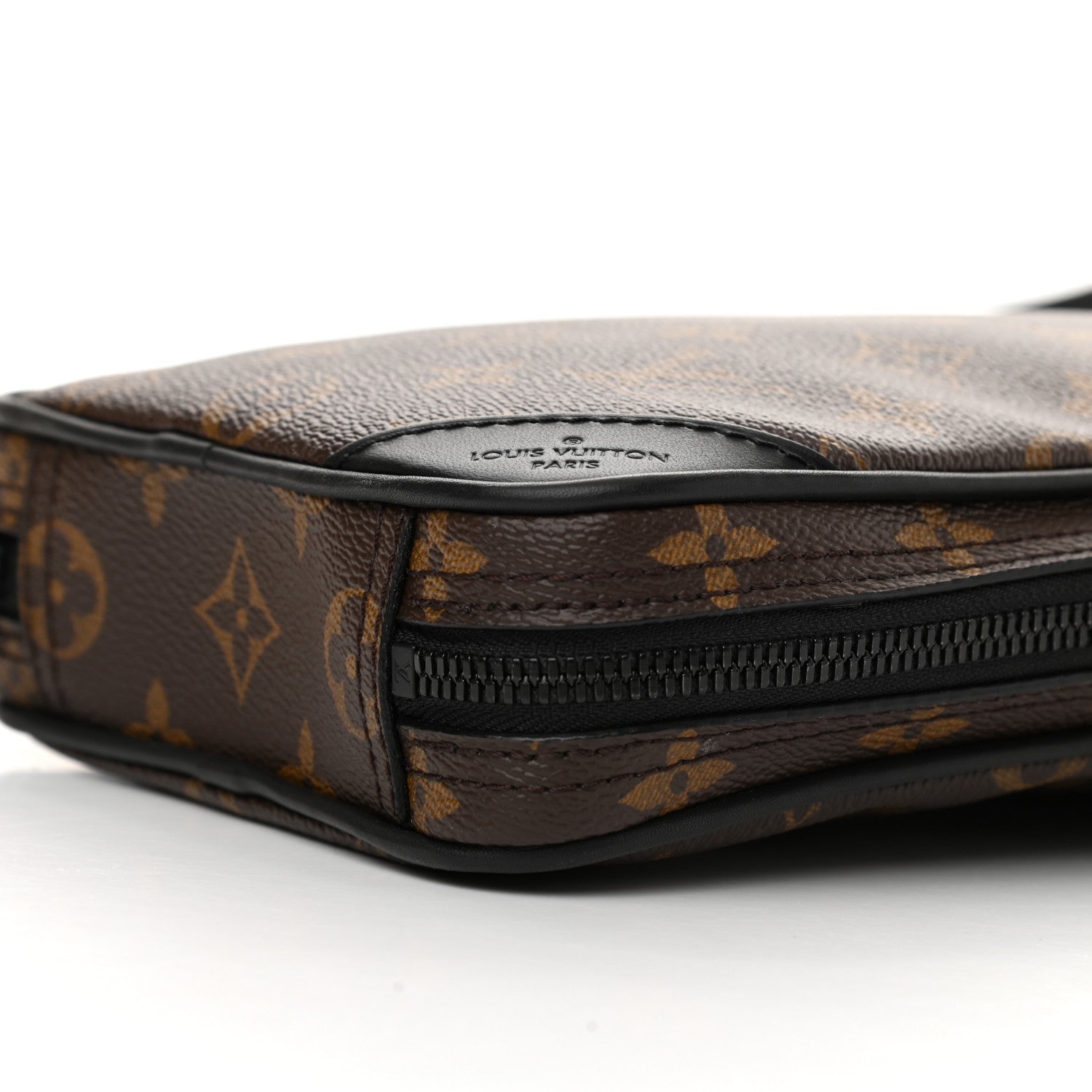 Louis Vuitton Monogram Utility Side Bag 10 of 12