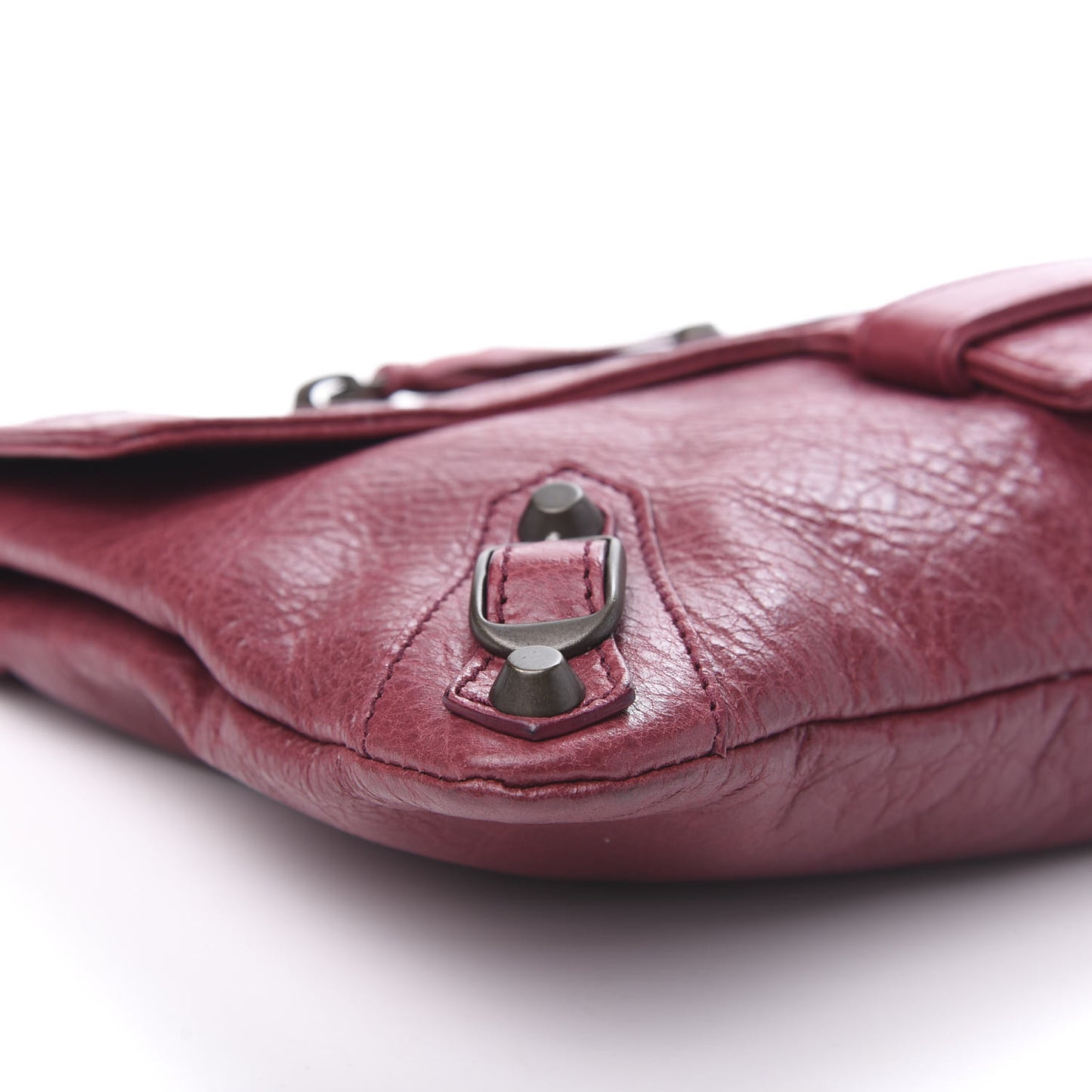 Agneau Classic Hardware City Clutch Cassis