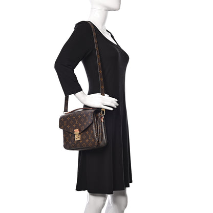 Louis Vuitton Monogram Pochette Metis 2 of 10