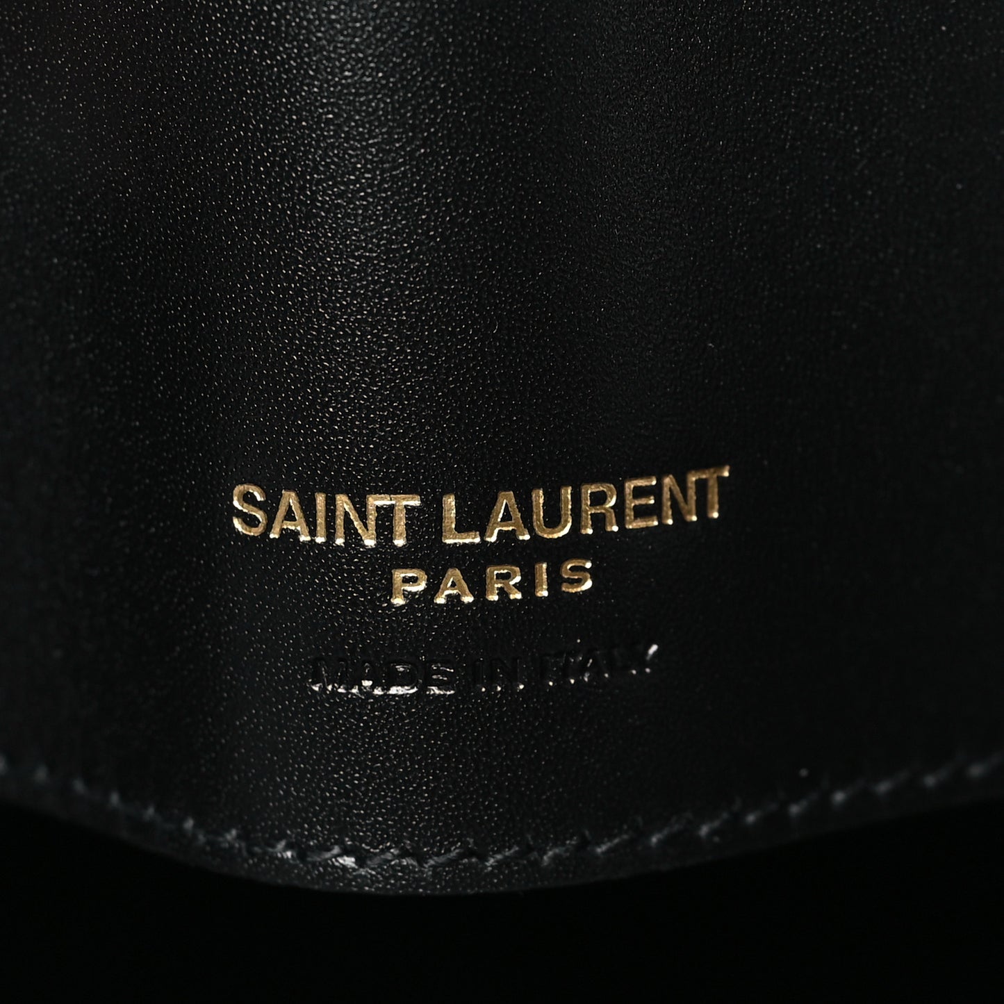 Shiny Calfskin Le 37 Bucket Bag Black
