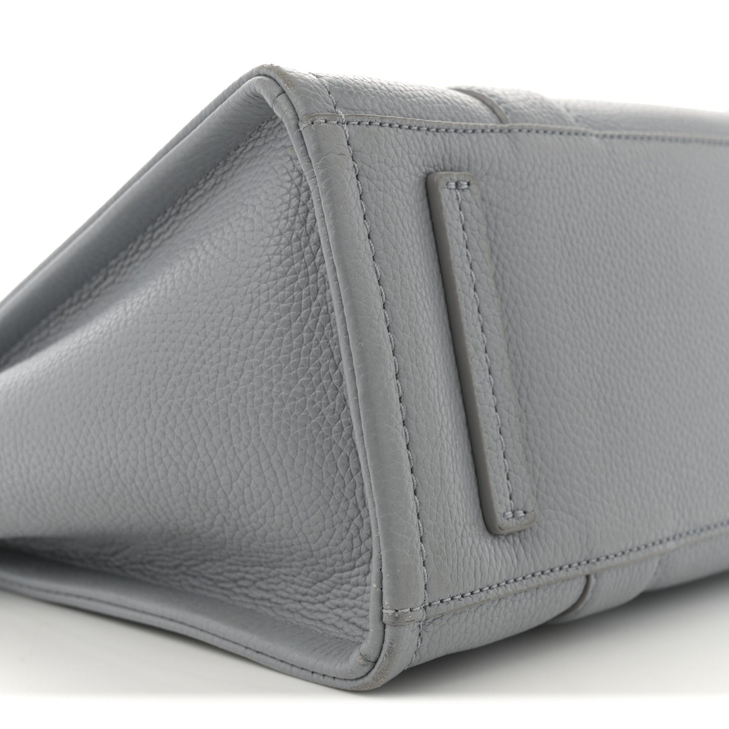 Grained Calfskin Medium The Tote Bag Grey