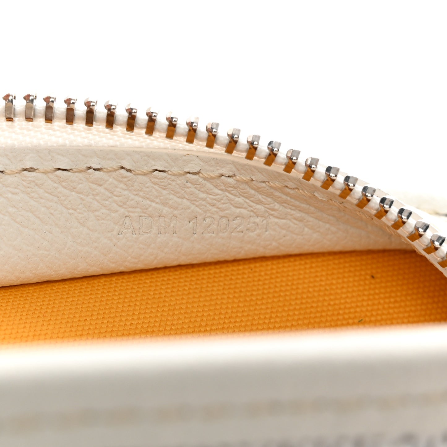 Goyardine Jouvence Toiletry Pouch White