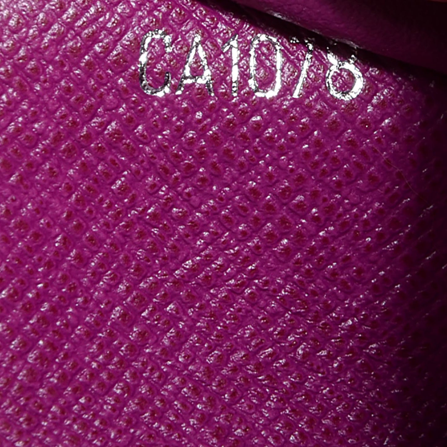 Epi Small Ring Agenda Cover Cassis