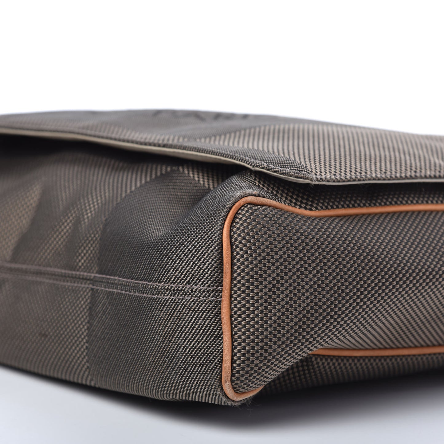 Damier Geant Messenger Bag Sable