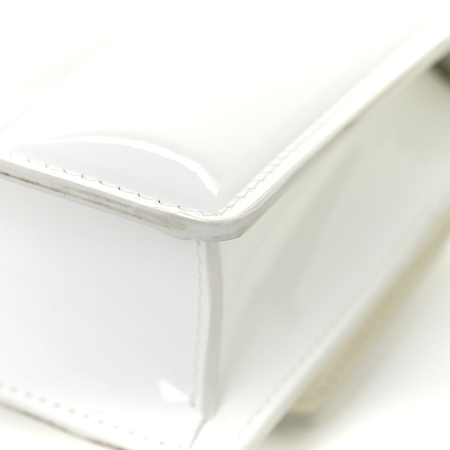 Patent Quilted Small 4G Chain Shoulder Bag White