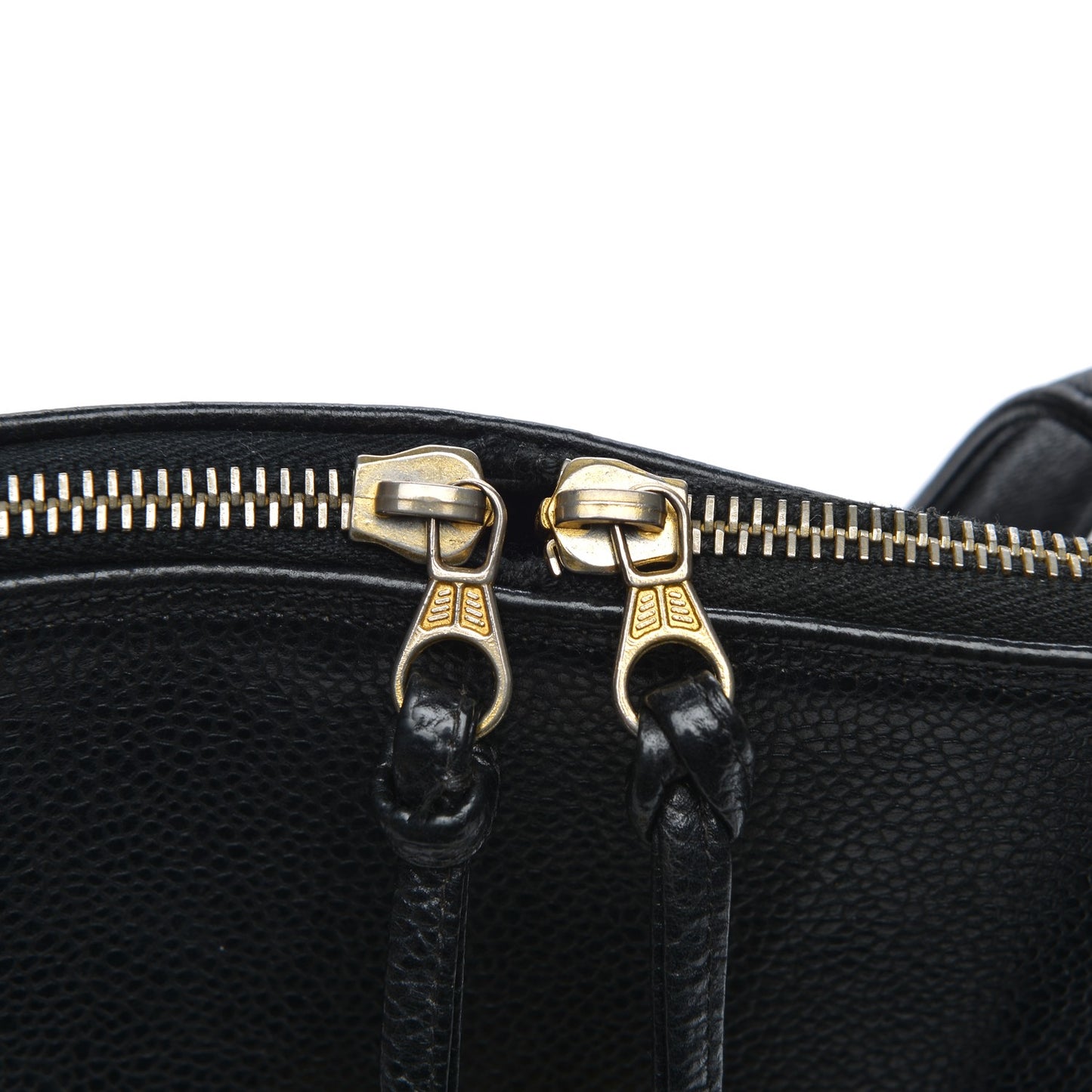 Caviar CC Shoulder Bag Black