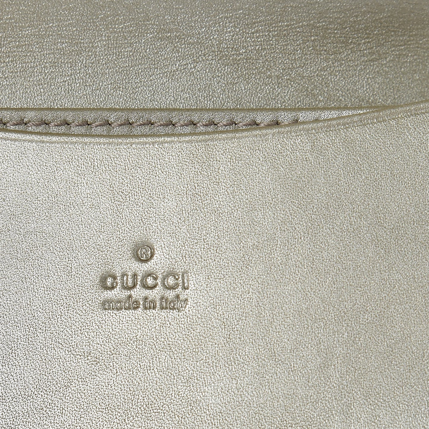 Monogram Sukey Card Case Gold