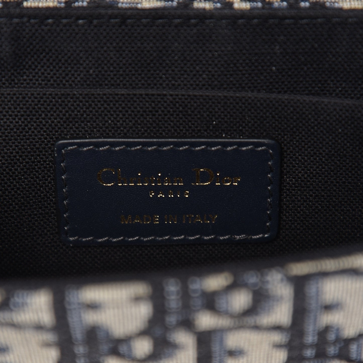 Oblique 30 Montaigne Box Bag Blue